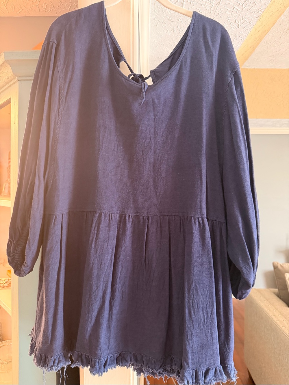 Source Unknown Navy Blue Long-Sleeve Peplum Blouse